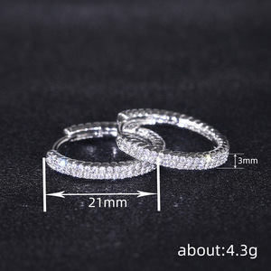 Orecchini a Cerchio Scintillanti per Donne, Design Elegante Completo, Gioielli alla Moda per Uso Quotidiano - Product Image 4