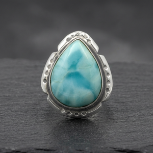Anillos Gypsy Personalizados Hechos a Mano en Plata de Ley 925 con Engaste de Bisel y Piedra Preciosa Larimar - Product Image 3