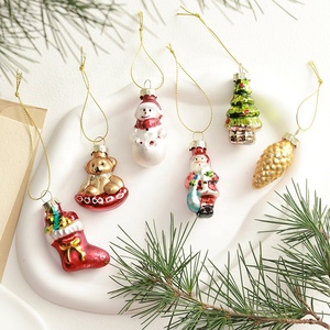 Decorazioni Natalizie in Vetro Dipinte a Mano, Ornamenti Pendenti Colorati per Creare Atmosfera - Product Image 4