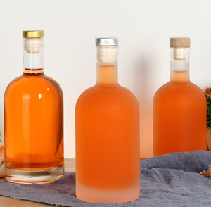 Bottiglia di <span class=keywords><strong>Vetro</strong></span> di Lusso per Whisky, Vodka e Liquori da 100ml, 375ml, 500ml, 750ml con Collo Alto, Spalla Piatta e Tappo in Bambù - Product Image 6
