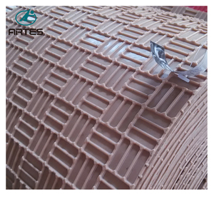 Juego de alfombrillas de goma resistentes para todo tipo de clima de 4 piezas Artes Basics con forro de carga para automóviles, SUV y camiones - Product Image 3