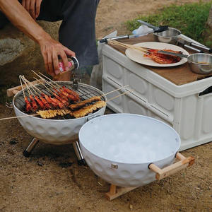 Barbecue portable 14 pouces en forme de ballon de football, mini-grill à charbon de bois rond pour l'extérieur, en acier et fer - Product Image 6