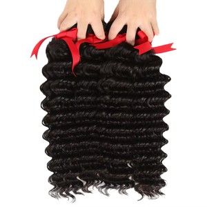 Pronte per la Spedizione: Extension di Capelli Ricci Indiani e Birmani, Ondulati Profondi, Fasci di Capelli Vietnamiti da 26 Pollici per Intrecciatura - Product Image 2