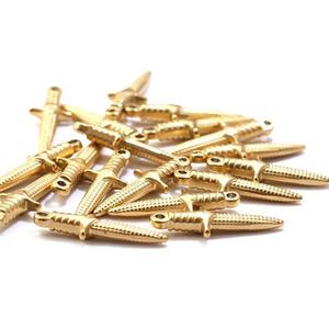 Yiwu-accesorios de acero inoxidable para películas de mujer, herramienta de Héroe de dibujos animados chinos, Mini cuchillo de espada 3D, dije - Product Image 3