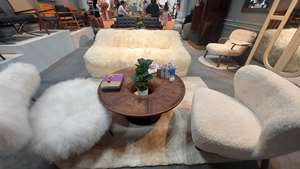 Vietnam Modern Boucle High-Resilience Sponge Foam Lounge Chair-Metal Frame Curved Back Design with Sherpa Fabric Artistic Style - Product Image 6