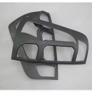 Cubierta Protectora para Luces Traseras de Fibra de Carbono/Cromo/Negro con Diseño 3D para NAVARA NP300, Gran Venta - Product Image 5