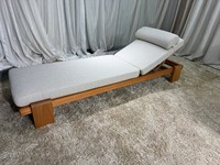 Nouvelle arrivée Disen : lit de jour moderne en teck massif, chaise longue de piscine extérieure, chaise de terrasse pour hôtel, résistant aux UV