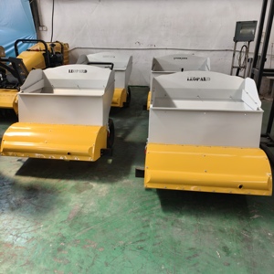 Mini finitrice <span class=keywords><strong>asfaltatrice</strong></span> semovente per costruzioni stradali, con motore Honda GX160 ad alta capacità di carico - Product Image 2