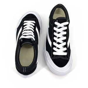 Deportes de moda estrella de lona zapatos planos zapatos de lona para hombres y mujeres - Product Image 2