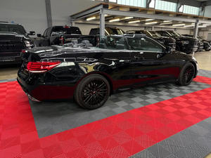 Mercedes-Benz Classe E <span class=keywords><strong>E350</strong></span> d <span class=keywords><strong>Cabrio</strong></span> BlueTec AMG Line d'occasion abordable disponible à la livraison - Product Image 3