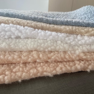 100% Polyester berbère polaire tissu pour couverture ou veste hommes faux Sherpa polaire fausse fourrure tissu - Product Image 2