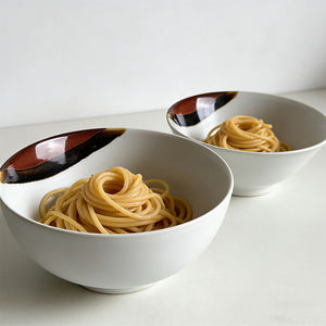 Tigela de Porcelana Celadon Branca com Borda Marrom Pintada à Mão, Tigela Redonda de Cerâmica para Sopa, Arroz e Macarrão para Hotel, Restaurante e Cozinha - Product Image 3