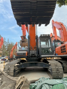 Excavadora usada DOOSAN de Corea del Sur, maquinaria de construcción de orugas hidráulica de segunda mano, excavadora en buenas condiciones DH370, original de segunda mano - Product Image 4