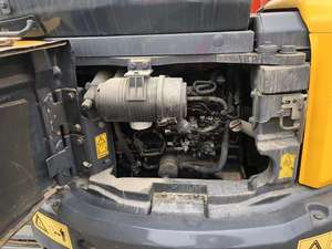 รถขุดขนาดเล็ก Komatsu PC40MR มือสอง 4 ตัน แบบตีนตะขาบ พร้อมเครื่องยนต์ เกียร์ ปั๊มเกียร์ มอเตอร์ รุ่นปี 2021 สำหรับงานฟาร์ม ผ่านการทดสอบและตรวจสอบมาตรฐาน EPA - Product Image 6