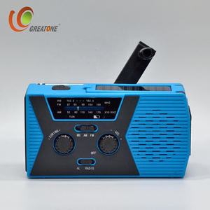 multifonction d'urgence solaire <span class=keywords><strong>à</strong></span> <span class=keywords><strong>manivelle</strong></span> avec <span class=keywords><strong>lampe</strong></span> <span class=keywords><strong>de</strong></span> <span class=keywords><strong>poche</strong></span> <span class=keywords><strong>lampe</strong></span> <span class=keywords><strong>de</strong></span> lecture et chargeur <span class=keywords><strong>de</strong></span> téléphone portable 2000 mah - Product Image 1