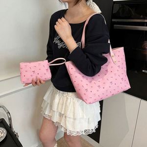 Zipper Closure PU <b>Large</b> Capacity Tote Handbag <b>Bow</b> Chains Design Soft Material Shoulder Purse Simple Trendy Style Underarm - Product Image 5