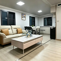 Maison conteneur pliable extensible à 4 chambres, module de logement mobile modulaire avec applications pour bureaux et centres commerciaux