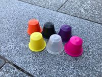 Capsules de café jetables compostables en plastique multicolores de haute qualité à bas prix, qualité alimentaire, personnalisables