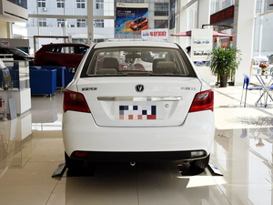2015 Changan Yuexiang <span class=keywords><strong>V3</strong></span> 1.4L Manuell Meiman Ausstattung, Gebrauchtwagen nach Chinesischem Nationalstandard V für Emissionswerte - Product Image 6