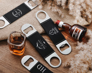 Abridor de Botellas de Cuero Sintético Personalizable con Grabado Láser, Regalo Promocional con Logotipo Personalizado - Product Image 4