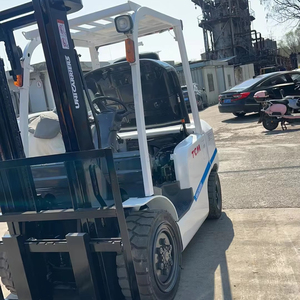 High Quality TCM Forklift Japan Original <b>Used</b> Tcm Diesel Forklift 3 Ton Fd30 Stages Mast for Sale in Jinshan - Product Image 1