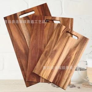 Tabla de cortar de madera de acacia rectangular con asa para uso en la cocina, tabla para cortar carne, fabricada en Shandong, Qingxin - Product Image 1