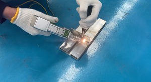 Machine de soudage au laser à fibre laser portative Light Weld 1500 - Product Image 6