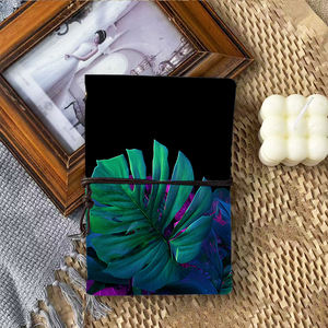 Diario vintage con 160 páginas Ideal <span class=keywords><strong>para</strong></span> registros financieros de contadores y registros de contadores con verde y púrpura Tropical - Product Image 3