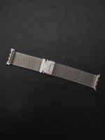 Boucle en maille milanaise en titane pur compatible avec Apple Watch Ultra 2/ Ultra 49mm, avec boucle réglable de style parachute
