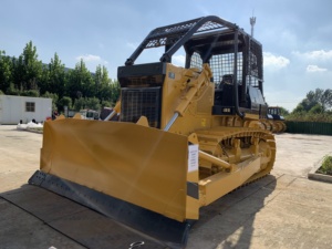 Nouveau bulldozer chinois de 160 CV, tracteur de 220 CV, type forestier, bulldozer sur chenilles avec treuil - Product Image 5