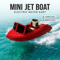 Prêt à être expédié : Jet-boat électrique rouge, type cockpit, kart aquatique, petit PWC, bateau à moteur, embarcation personnelle motorisée, ski nautique, étanche.