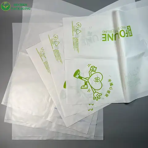 Биоразрождаемый пластиковый пакет и компостируемые футболки