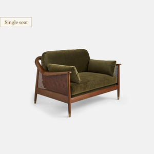 أريكة فاخرة بالجملة بتصميم منتصف القرن من خشب الجوز بلون خشبي مع الروطان والمخمل لغرفة المعيشة والفنادق الراقية وصالات المنزل، مناسبة للشرق الأوسط - Product Image 2