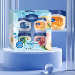 Mini Baume à Lèvres Hydratant Vegan 4 en 1 en Pot pour l'Hiver Coffret Cadeau de Baumes à Lèvres Bio Longue Durée Waterproof Hydratants à la Vitamine E - Product Image 4