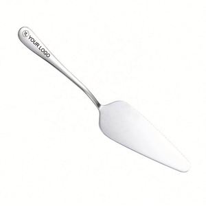 Espátula para Servir Tartas de Acero Inoxidable con Logotipo Personalizado, Simple y Dentada, para Cortar y Servir Postres, Pizza y Pastel, Ecológica y Apta para Lavavajillas - Product Image 1