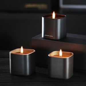 Desain Logo dapat disesuaikan lilin kedelai Nordic MOQ rendah buatan tangan kreatif romantis tanpa asap kaca persegi lilin beraroma mewah - Product Image 1