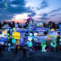 Lanterne géante d'extérieur imperméable en soie sur le thème de l'espace, OVNI, planète, pour la décoration immersive des parcs à thème