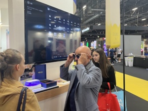 렌즈 제조 업체 빠른 사진 다크 그레이 HMC 광 변색 렌즈 1.56 완성 안경 - Product Image 5