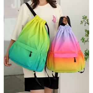 Sac à dos de sport haute capacité, élastique et fonctionnel, avec cordon de serrage, grand rangement pour ballons de football, doublure en polyester, personnalisable en usine - Product Image 1