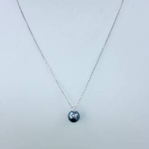 Collier de perles de Tahiti en eau de mer de luxe léger de haute qualité 8-9 mm avec pendentif Reine Argent pur Légères imperfections - Product Image 5