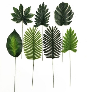 YOPIN-5068 Feuilles vertes artificielles de Monstera variées pour décoration murale de fond vert - Product Image 3