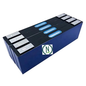 Batterie à décharge profonde 3,7 V 116 Ah neuve, à haut débit, utilisée pour le stockage d'énergie, l'énergie solaire et les automobiles. - Product Image 4