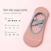 Chaussettes de yoga antidérapantes en gros pour femmes, en coton, avec sangle croisée et grip en silicone, pour Pilates, Barre et danse, coupe basse