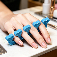 Kit de Soins des Ongles Professionnel 6 Pièces Coloré à Bas Prix – Ensemble Manucure Pédicure Spa avec Lime à Ongles Jetable et Polissoir, Sac PVC Inclus