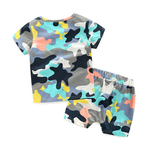 Camiseta y Pantalones Cortos de Camuflaje para Niños en China, Ropa al por Mayor - Product Image 1
