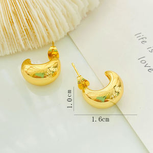 Pendientes de Aro en Forma de C Chapados en Oro de 18K, Hebilla de Oreja Curva, Pendientes Geométricos de Metal Minimalistas, Regalo de Joyería - Product Image 5