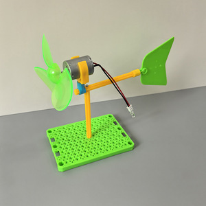 Mini-éolienne F5 avec lumière LED, kit scientifique éducatif pour enfants de 7 à 9 ans, jouet en plastique à assembler manuellement - Product Image 4