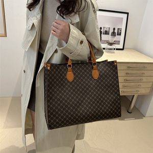 New Fashionable Large Capacity Cute <strong>Solid</strong> Color <strong>Black</strong> Embroidery Drawstring Tote Women PU Shoulder <strong>Bag</strong> Zipper Waterproof All - Product Image 1