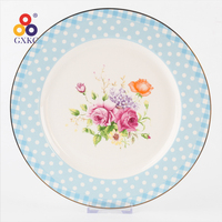 Décalcomanie or en relief Design rose Vente à chaud Céramique Nouvelle vaisselle en porcelaine osseuse Ensemble d'assiettes Service de table en porcelaine opale