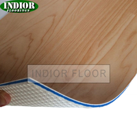 USA Modern 4.5mm Wear Layer Sheet Revêtement de sol en vinyle PVC imperméable et antidérapant Plancher de sport en bois pour salle de sport École Bureau Hôtel
